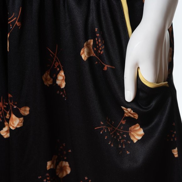 Vintage Cheongsam Dress - Picture 7 of 8